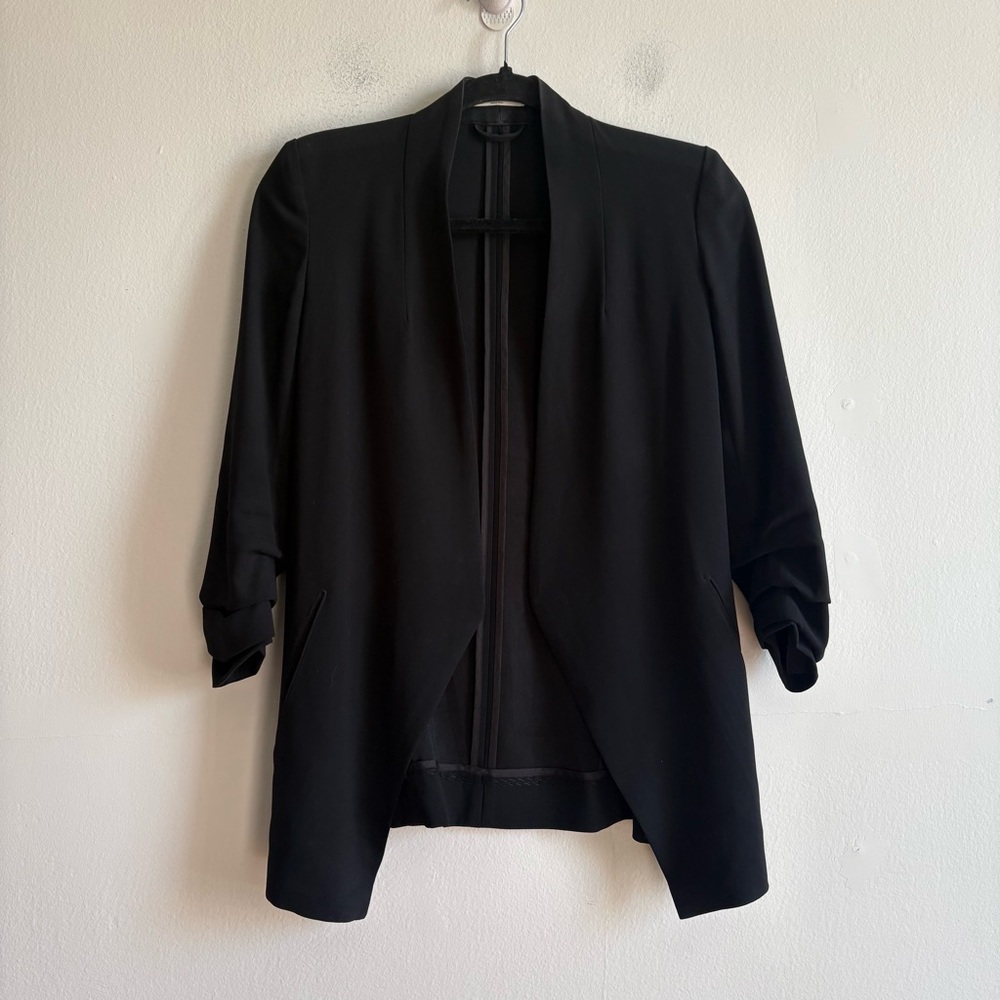 Aritzia Babaton Sz 6 Power Hip Black Open Front Blazer - Picture 2 of 10